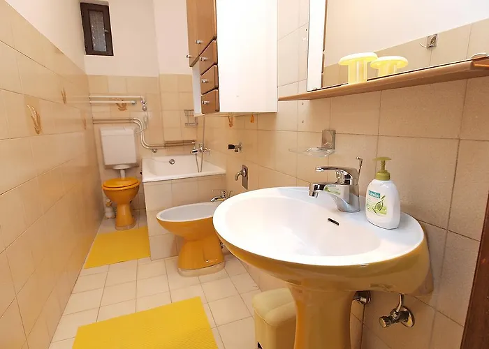 Damir 864 Apartment *