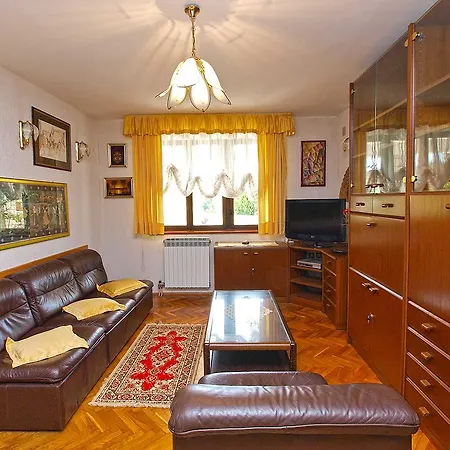 Apartment Damir 864 *