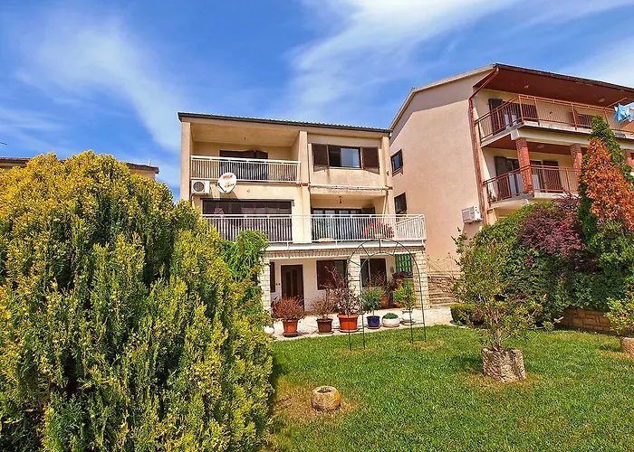 Apartment Damir 864 * Pula